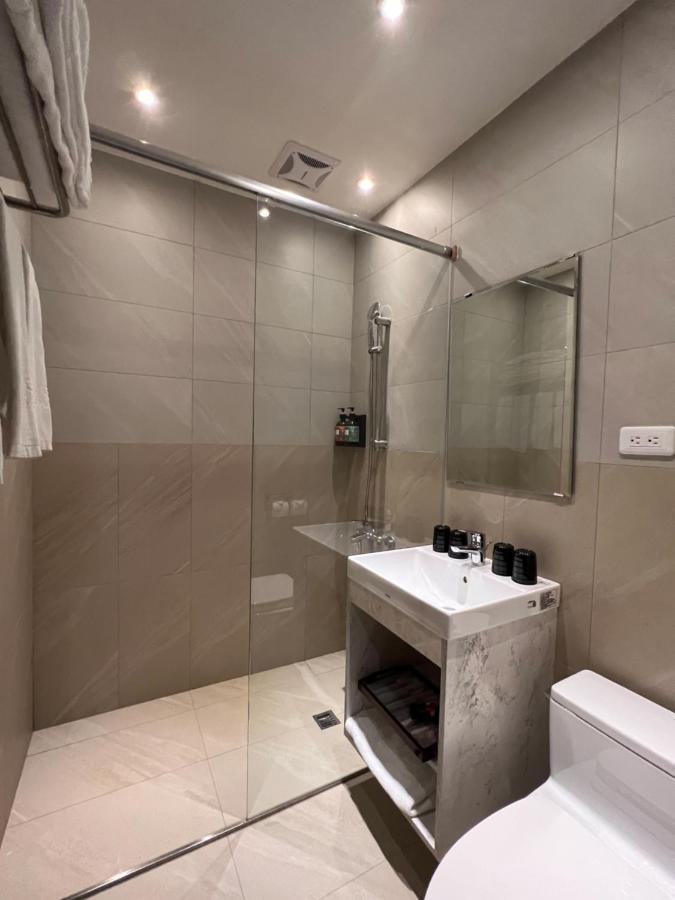 באמאקו Saint Hostel מראה חיצוני תמונה