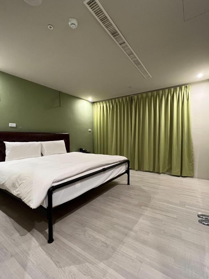 באמאקו Saint Hostel מראה חיצוני תמונה