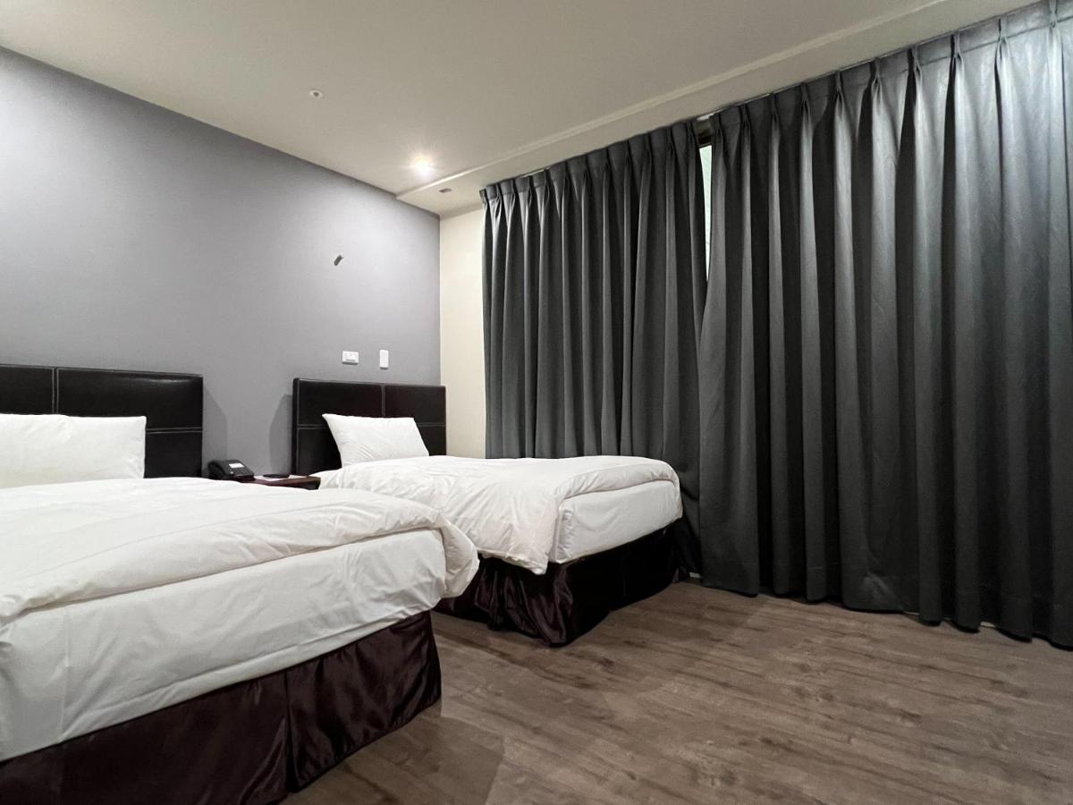 באמאקו Saint Hostel מראה חיצוני תמונה