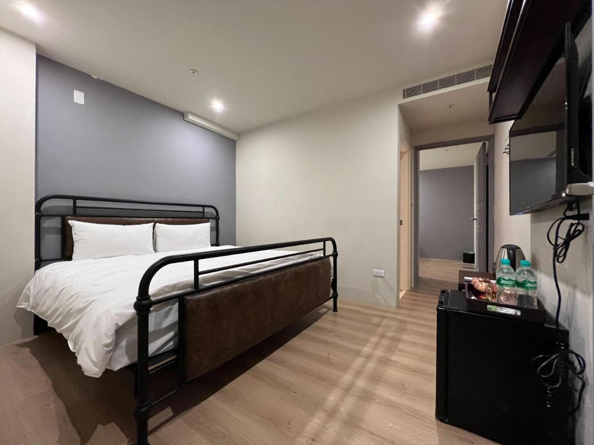 באמאקו Saint Hostel מראה חיצוני תמונה