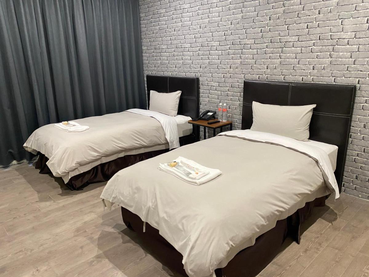 באמאקו Saint Hostel מראה חיצוני תמונה